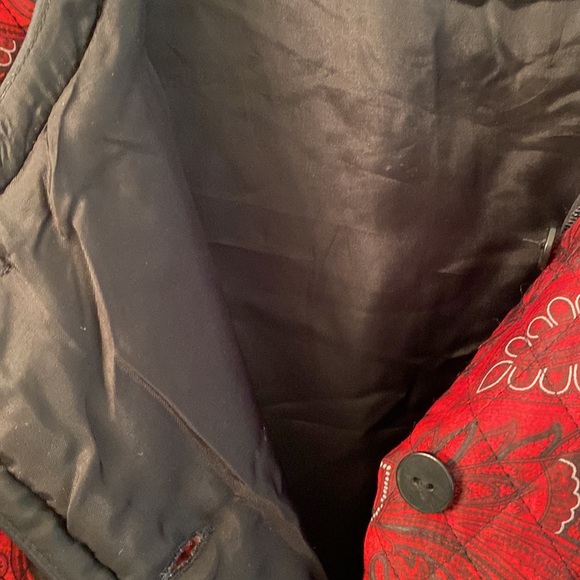 Silkland. Jacket - Picture 8 of 12